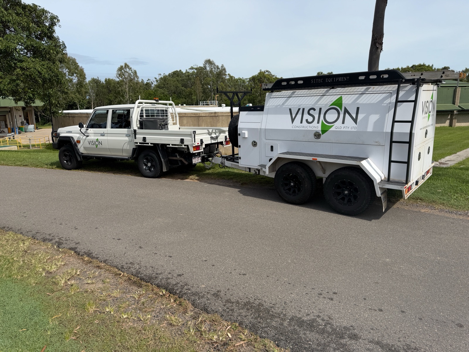 Vision Constructions Hilux on site